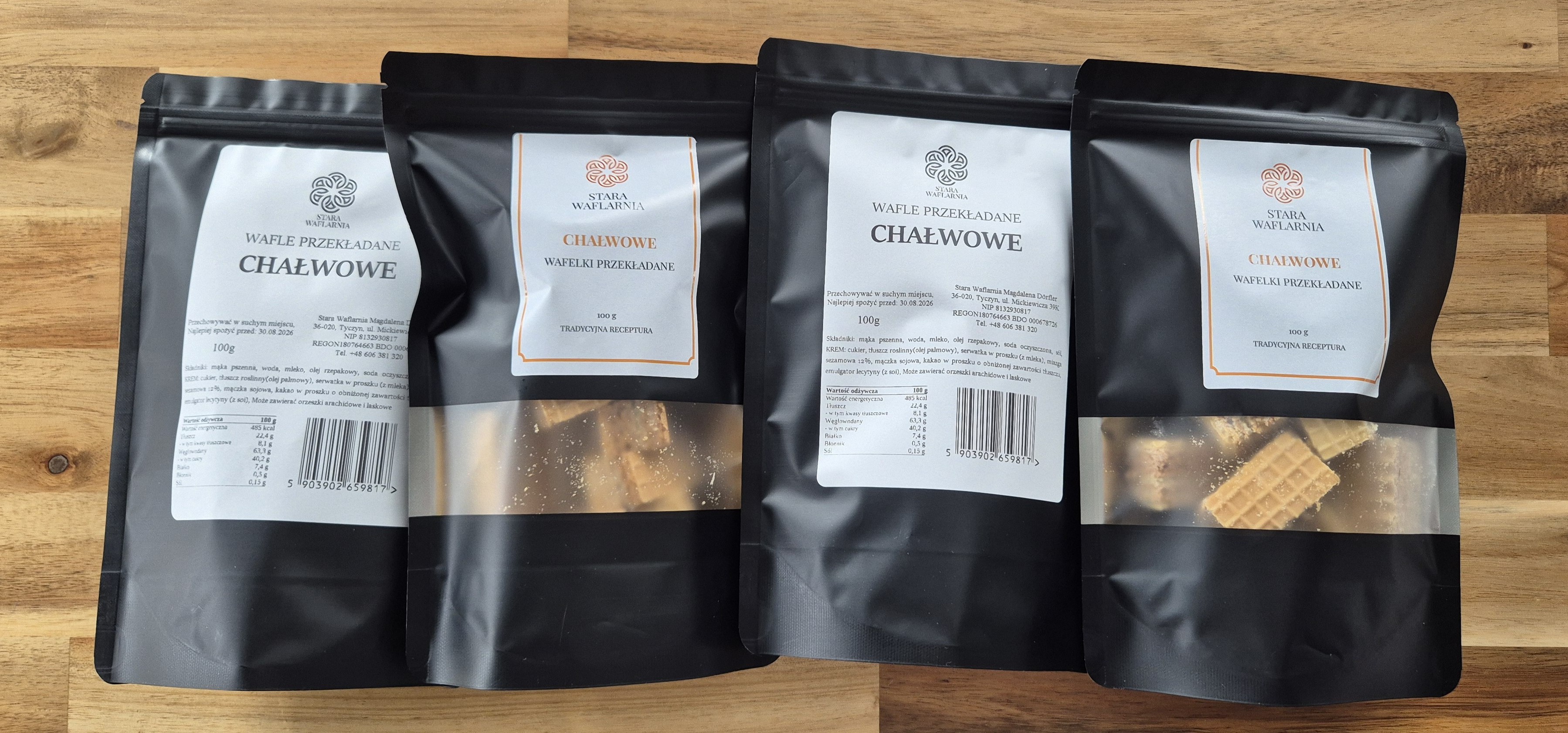 Wafle przekładane masą chałwową, pyszne wafelki